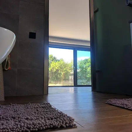 Landr House Apartmán